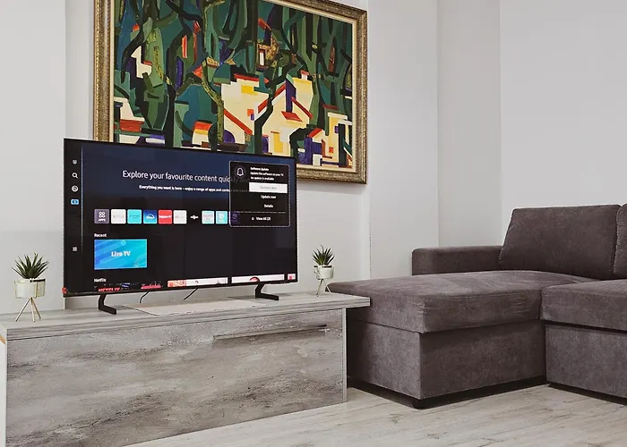 Beach Flat On Relaxing Residence